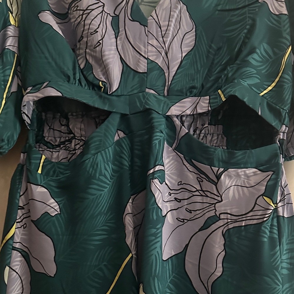 sofia by sofia vergara Teal Floral V-Neck Midi Dress - Picture 2 of 4